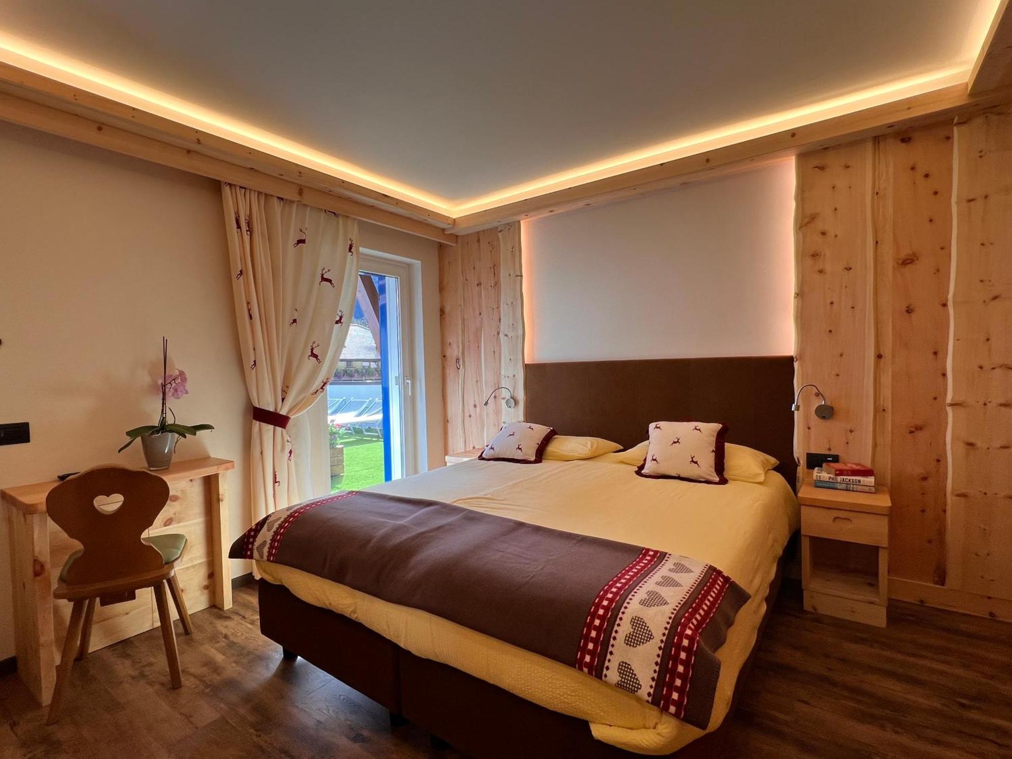 Hotel Aurora Canazei Eksteriør billede