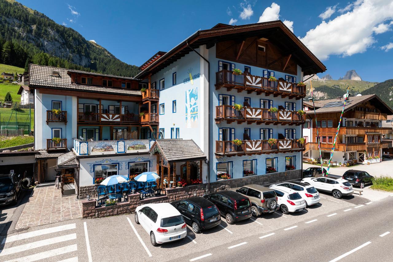 Hotel Aurora Canazei Eksteriør billede